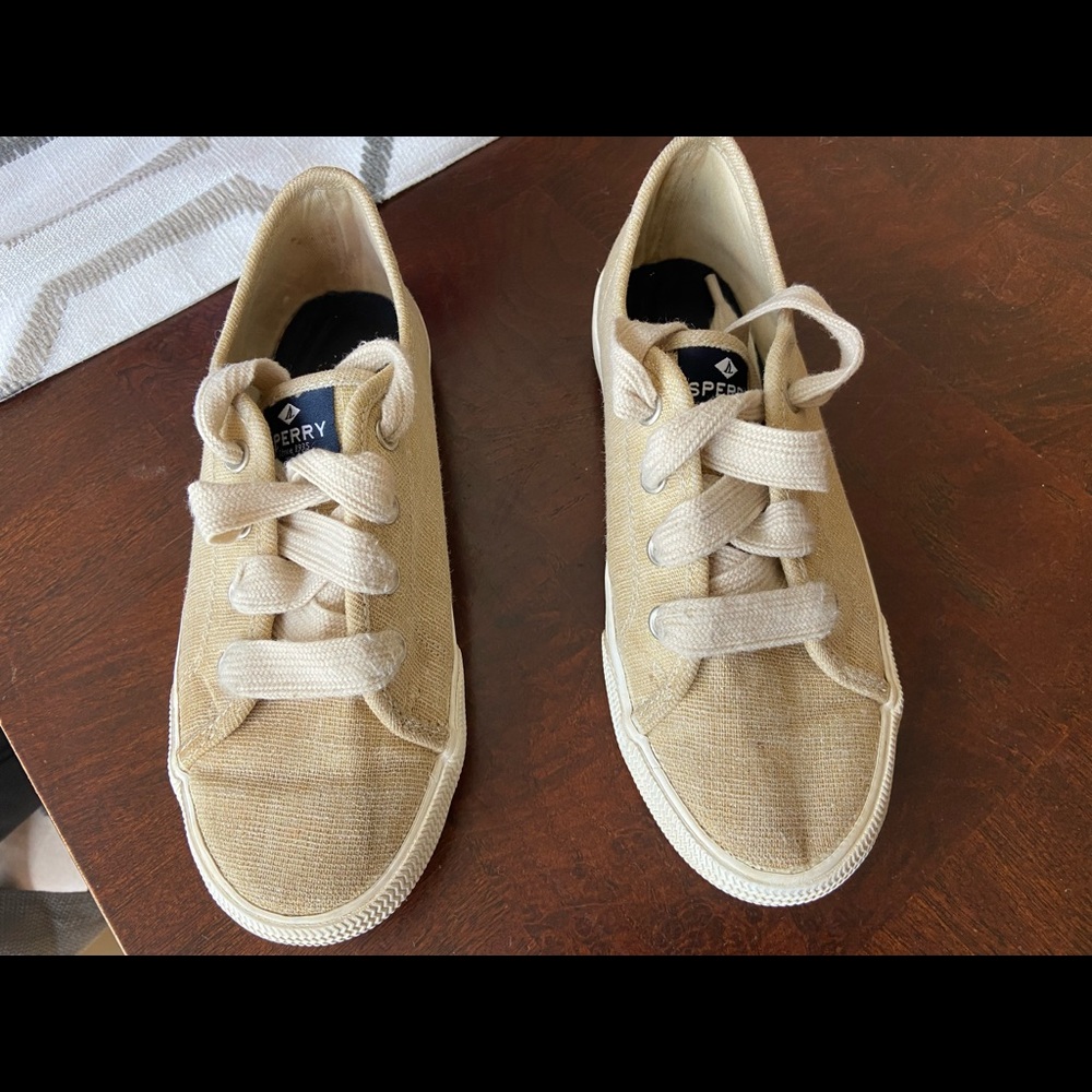 Girls Sperry’s size 2